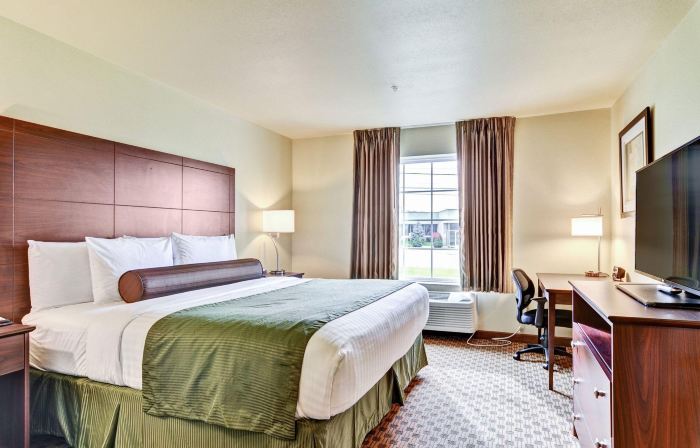 Cobblestone Inn & Suites - Ambridge, PA