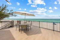 Seabreeze at Anna Maria Island Inn - Condos