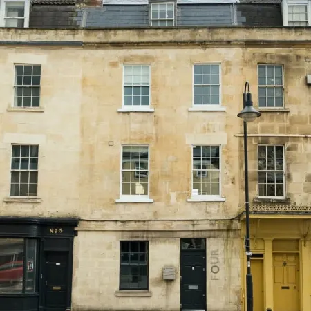 Stunning Bath Home Sleeps 12 ~ Ideal for Hen/Stags
