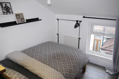 3 Floors Loft 2mins to Train Patio Parking - balcony