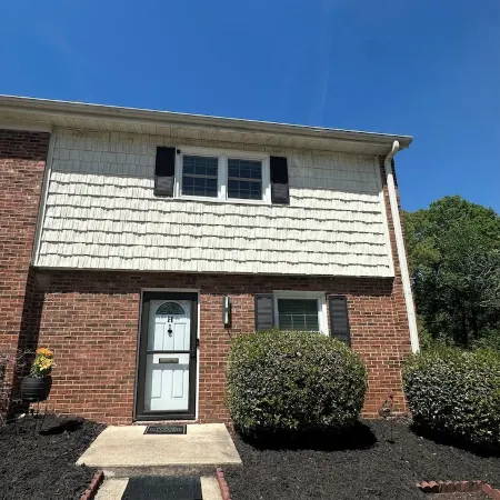 Newly renovated home away from home downtown High Point.