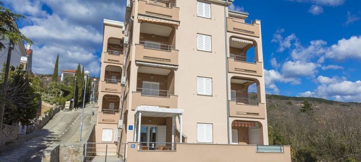 Apartment Color Green Hotels in Dramalj
