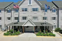Willow Inn Suites Rochester Hotels in Rochester