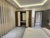 006 JRE Apartment With Stunning Boulevar - Condos