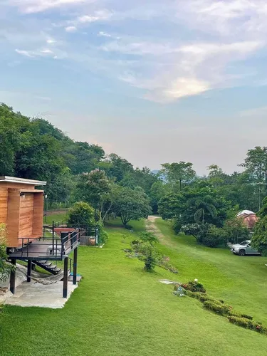 รูปภาพของMountain Front Hut For 2 Rare Birds, Bikes, Nature