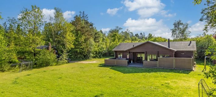 "Frederica" - 30km from the Sea Hotels in Arrild