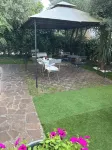 بي آند بي بيزي