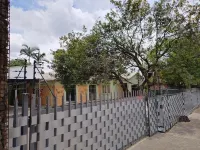Laroza Guest House - Guest houses