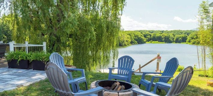 Summer on the Creek- Hot Tub • Sauna • Fire Pit • Creek Views Hotels in Saugerties