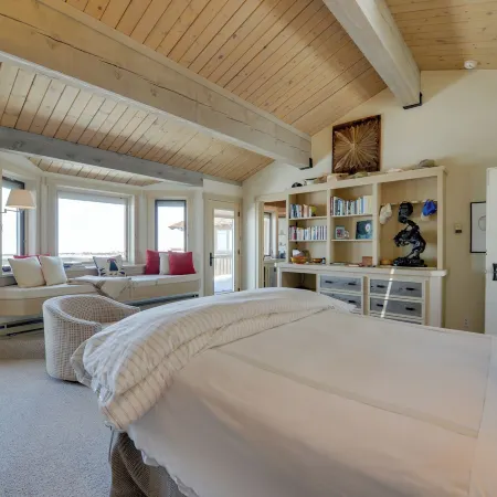 Cora Home w/ Mountain Views - Fishing on-Site!