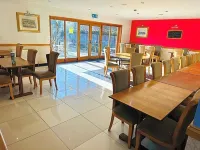 Acorn Lodge Hotel Gatwick & Parking - petit déjeuner