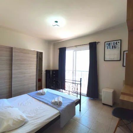Beach 2 Large Balcones Quiet Rooms Wifi 01