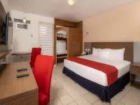 Crown Paradise Club All Inclusive - 4 ดาว