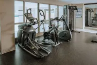 Executive Suites Hotel and Resort - Squamish BC - Gym