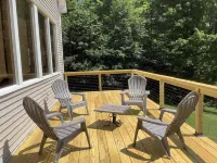 Secluded 60-Acre Chalet with View & Private Ponds - 3성급