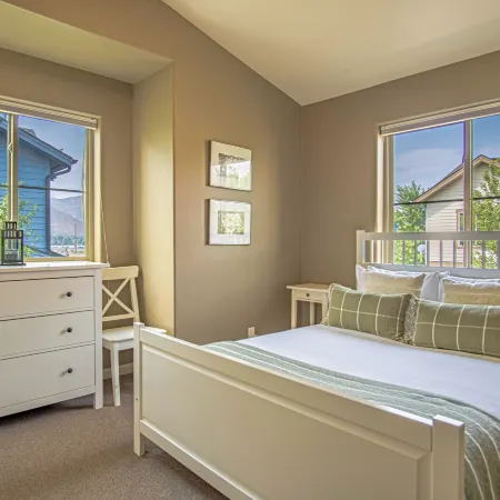 Sweetwater Retreat - Pet Friendly!