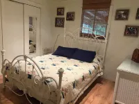 Cozy family fish camp on the Little Red River, a premier trout fishing stream! - 2-Star