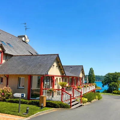 Kyriad Saint-Malo Ouest - Dinard Hotels near Seifel