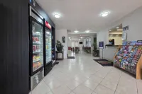 Super 8 by Wyndham Fountain - 2-Star