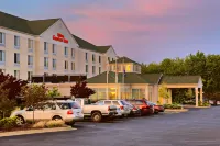 Hilton Garden Inn Springfield, IL - parking