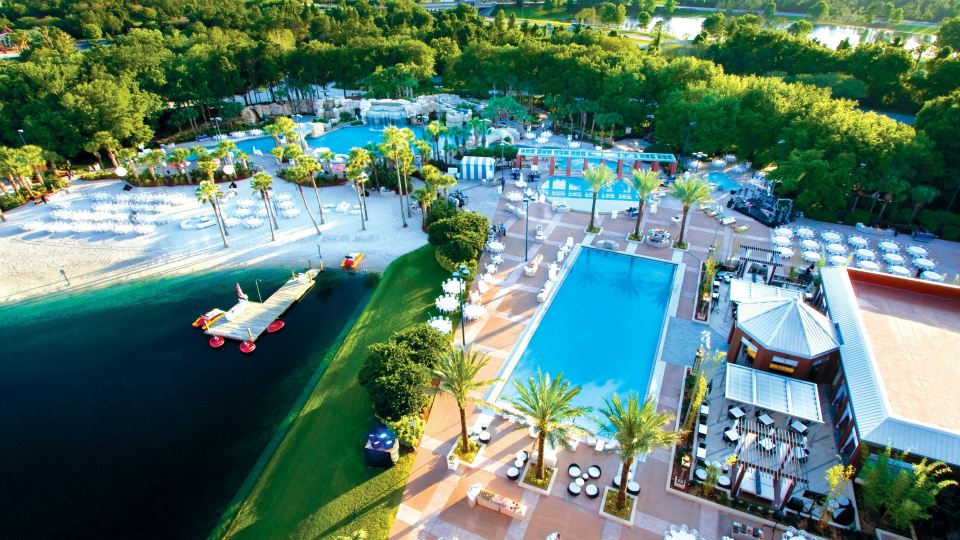 Walt Disney World Swan