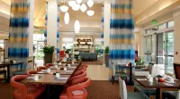 Hilton Garden Inn Secaucus/Meadowlands - parking
