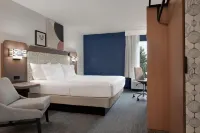 Spark by Hilton Syracuse Carrier Circle - 3-Sterne