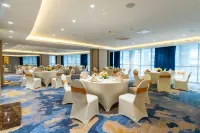 杜拜Port Saeed希爾頓逸林飯店 - 游泳池