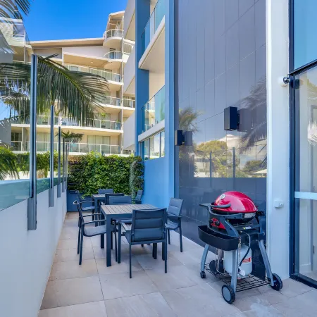 Direct Collective - Sea Breeze Mooloolaba