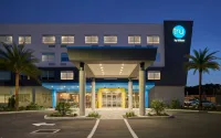 Tru by Hilton Jacksonville South Mandarin - parking