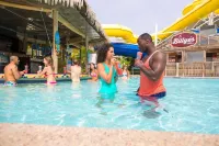 The Resort at Schlitterbahn - Pool