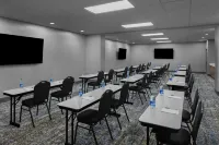 هامبتون إن كليف لاند داون تاون - واي فاي