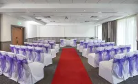 DoubleTree by Hilton Bristol North - Cheap