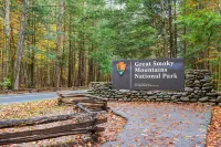 Peyton's Hideaway by Jackson Mountain Rentals - Hytter
