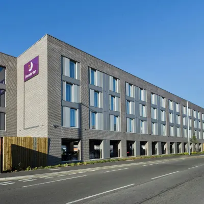 Premier Inn London Hayes, Heathrow (Hyde Park) Hotels near Hayes
