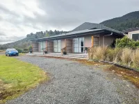 The Crossing Lodge - 駐車場