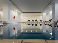 Mandali Hotel - Swimmingpools