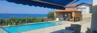 Seafront Villa, Pool & Kids' Pool, Lapta Walkway - maisons de vacances