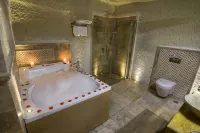 Azure Cave Suites - Cappadocia - Kylpyammeita