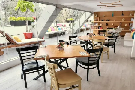 Residence l´ Heritage Tennyson by BlueBay