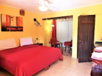Hotelito Swiss Oasis, Playa Zicatela - Adults Only - Kitchen - Cocina - Parkering