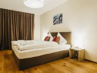 Peaks Place Apartment-Hotel & Spa Hotels in Laax