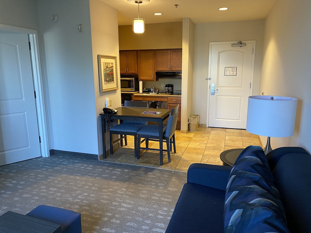 Homewood Suites by Hilton Decatur-Forsyth