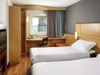 Ibis Aberdeen Centre - Quayside Hotels near Sheddocksley Baptist Church