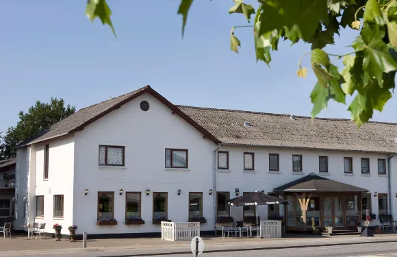 索訥歐默庫洛酒店