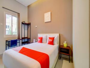 Urbanview Hotel Bubusini Batu by RedDoorz