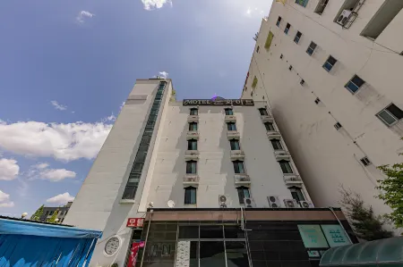 Gyeryong White Hotel