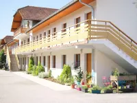 阿奈斯酒店 勒·維威恩斯·杜·拉克酒店