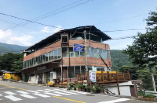 Sancheong Jirisan Big Tree Pension