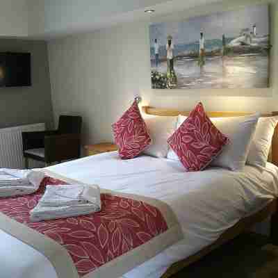 The Crown Hotel Rooms